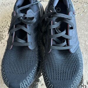 ADIDAS ULTRABOOST 20 TRIPLE BLACK